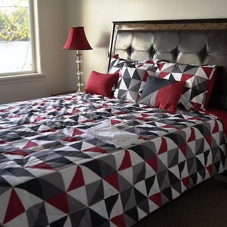 Queen Bed Beautiful Sunset W River View Fast Wifi Daire Troy Dış mekan fotoğraf